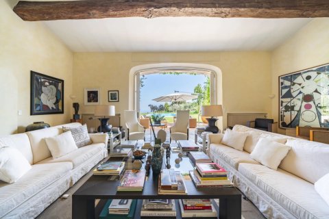 Вилла с 9 спальнями в Сен-Поль-де-Ванс, Франция №83088 8