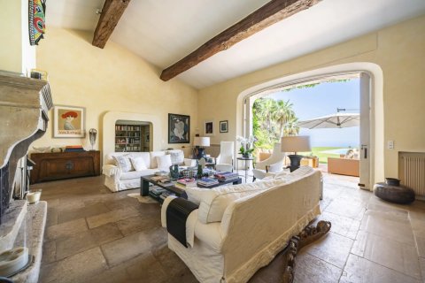 Вилла с 9 спальнями в Сен-Поль-де-Ванс, Франция №83088 9