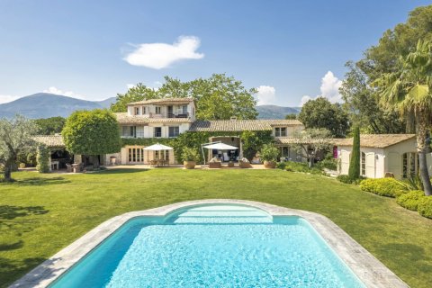 Вилла с 9 спальнями в Сен-Поль-де-Ванс, Франция №83088 2