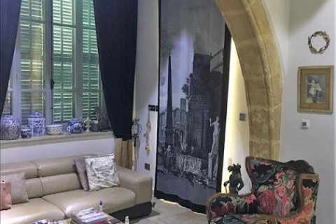 220m² Villa in Nicosia, Cyprus No. 106511 5
