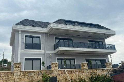 7 rooms Villa in Hoa Vang, Vietnam No. 92485