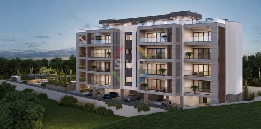 3 bedrooms Apartment in Germasogeia, Cyprus No. 82239