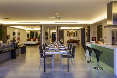 2 bedrooms Villa in Layan Beach, Thailand No. 334 9