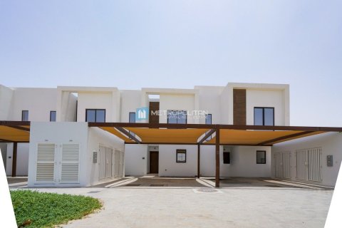 2 dormitorios Townhouse en Al Ghadeer, UAE No. 122022