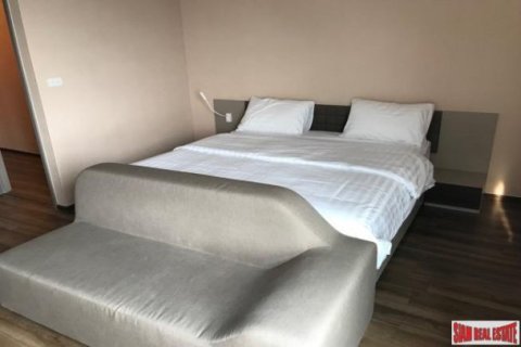 3 bedrooms Apartment in Bangkok, Thailand No. 96894 11