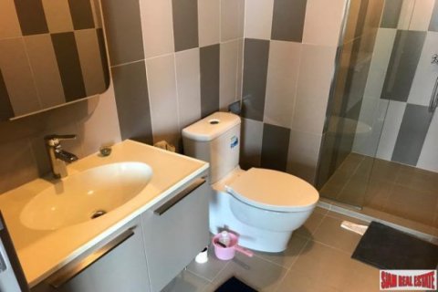 3 bedrooms Apartment in Bangkok, Thailand No. 96894 9