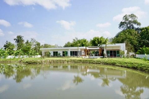 5 bedrooms House in Chiang Mai, Thailand No. 97514 1