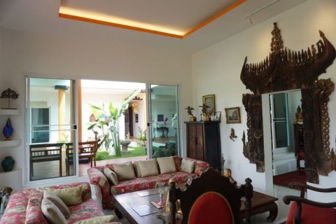 5 bedrooms House in Chiang Mai, Thailand No. 97514 6