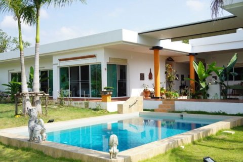 5 bedrooms House in Chiang Mai, Thailand No. 97514 2