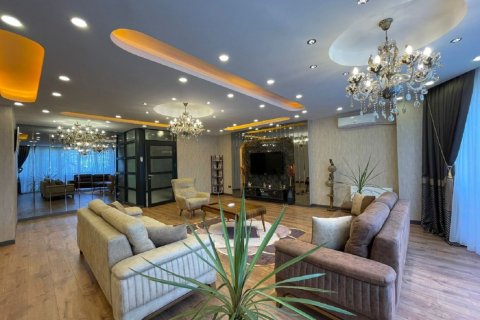 5 bedrooms Villa in Khanh Hoa, Vietnam No. 113989 1