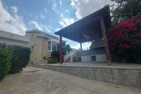 Дом с 5 спальнями в Энгоми, Кипр №100500 16