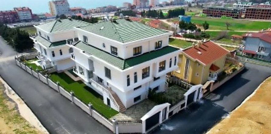 7 bedrooms Villa in Khanh Hoa, Vietnam No. 114500
