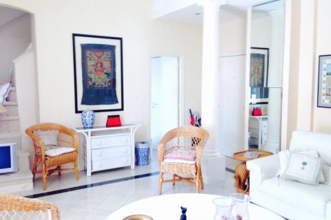 Квартира студия в Рокебрюн-Кап-Марта, Франция №68127 5