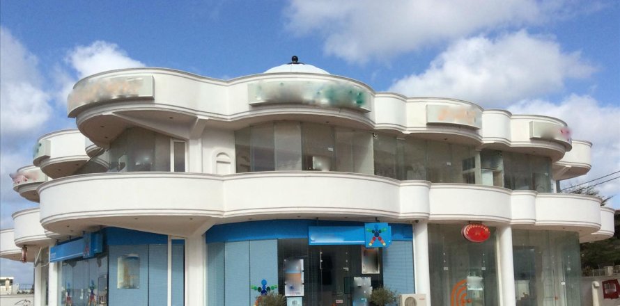 600m² Commercial property in Saronida, Greece No. 59188