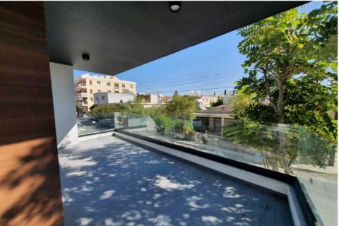 Квартира с 4 спальнями в Лимассол, Кипр №102690 16