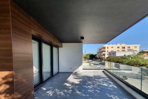 Квартира с 4 спальнями в Лимассол, Кипр №102690 15