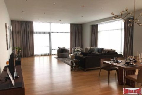 3 bedrooms Apartment in Bangkok, Thailand No. 96859 6