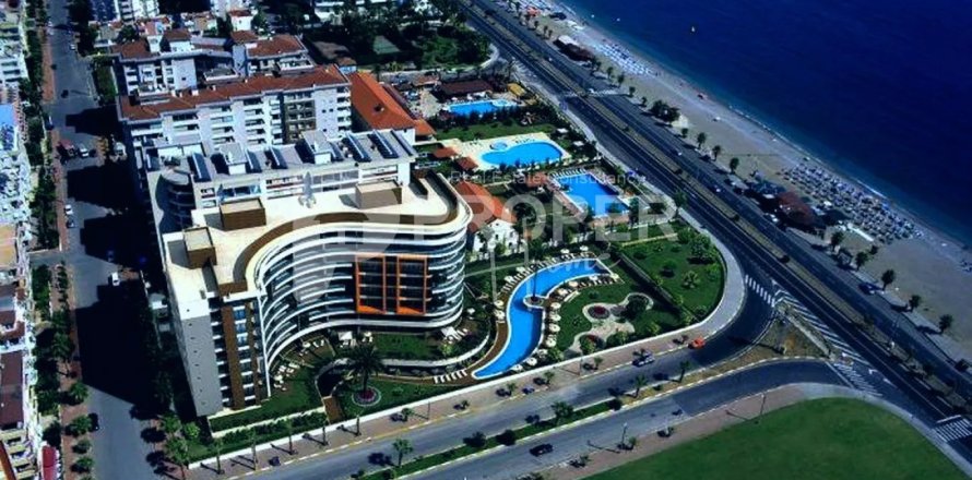 3 rooms Apartment in Konyaalti, Turkey No. 12075
