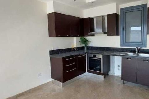 2 bedrooms Apartment in Larnaca, Cyprus No. 101864 4