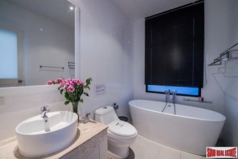 2 bedrooms Villa in Bang Tao, Thailand No. 96495 10