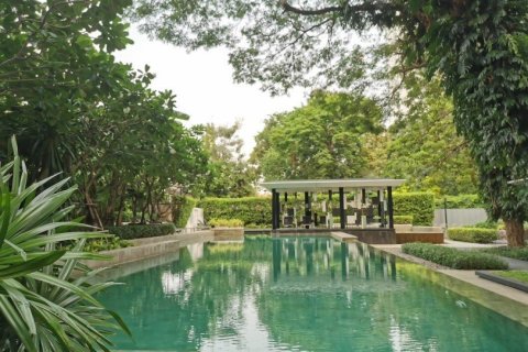 3 bedrooms Apartment in Bangkok, Thailand No. 97131 2