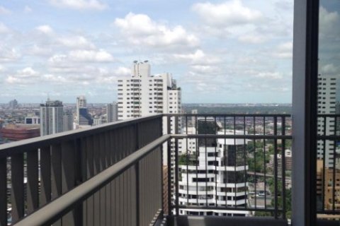 3 bedrooms Apartment in Bangkok, Thailand No. 97131 18