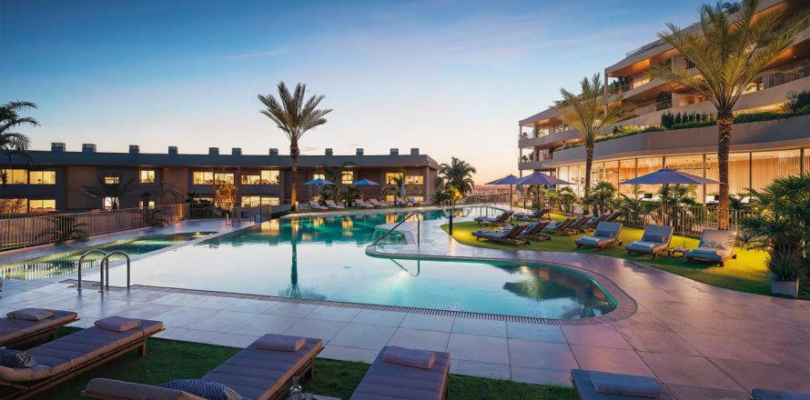 3 dormitorios Apartment en Fuengirola, Spain No. 112473