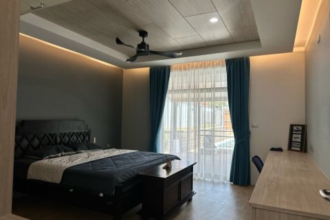 4 bedrooms Villa in Phuket, Thailand No. 97431 5
