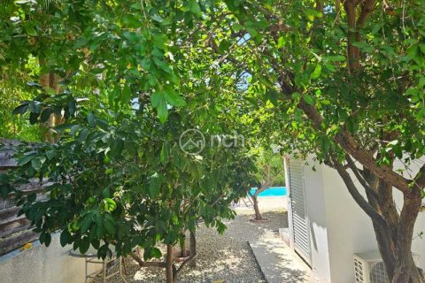 3 bedrooms House in Erimi, Cyprus No. 72379 14