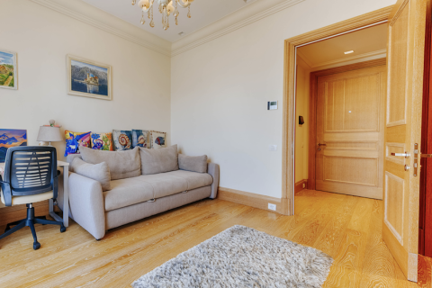 2 bedrooms Apartment in Tivat, Montenegro No. 104723 11