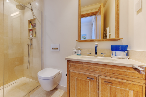 2 bedrooms Apartment in Tivat, Montenegro No. 104723 13