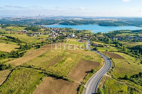 7814m² Land in Arnavutkoey, Turkey No. 129045