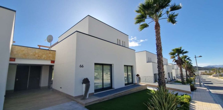 3 dormitorios Villa en Monforte del Cid, Spain No. 123252