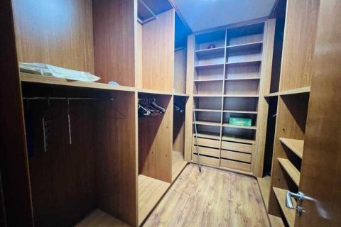 7 bedrooms House in Agios Athanasios, Cyprus No. 39690 8