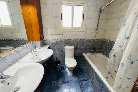 7 bedrooms House in Agios Athanasios, Cyprus No. 39690 7