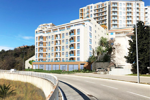 1 bedroom Apartment in Budva, Montenegro No. 104726 3