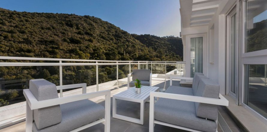 3 dormitorios Duplex en Benahavís, Spain No. 92317