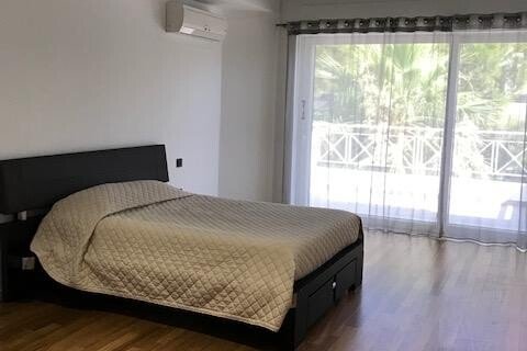 5 bedrooms House in Glyfada, Greece No. 56103 14