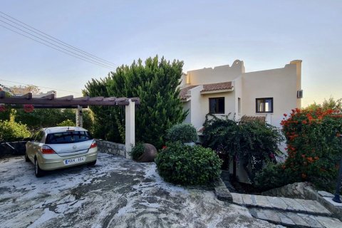 4 bedrooms House in Tala, Cyprus No. 37261 3