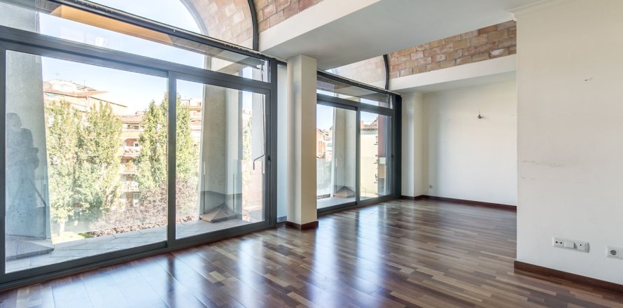 3 dormitorios Apartment en Sant Cugat del Vallès, Spain No. 25865