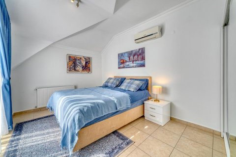 6 rooms Apartment in Phong Thanh Tay A, Vietnam No. 21856 9