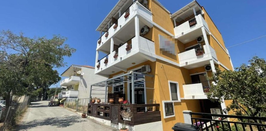 Отель, гостиница с 16 комнатами в Тасос, Греция №107447