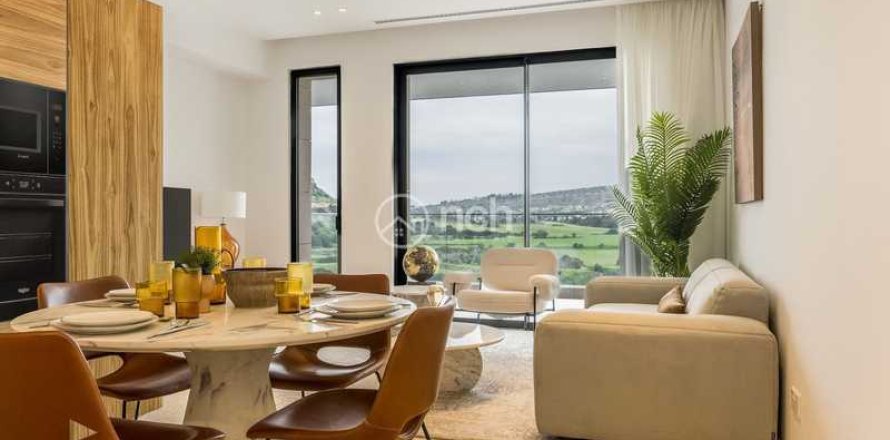 2 bedrooms Apartment in Agios Tychonas, Cyprus No. 45052