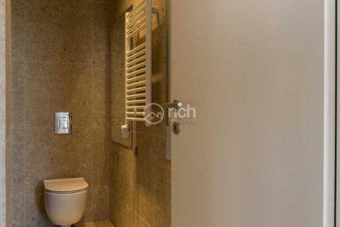 2 bedrooms Apartment in Agios Tychonas, Cyprus No. 45052 10