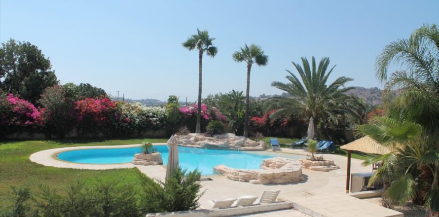 4 dormitorios Villa en Limassol, Cyprus No. 105842