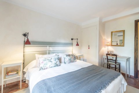 Дом с 4 спальнями в Опьо, Франция №72725 14