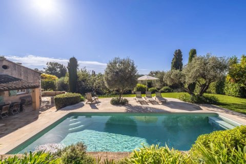 Дом с 4 спальнями в Опьо, Франция №72725 9