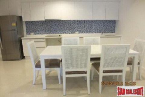 2 bedrooms Apartment in Bangkok, Thailand No. 95817 5