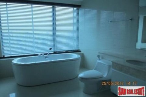 2 bedrooms Apartment in Bangkok, Thailand No. 95817 3
