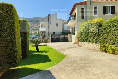 2 bedrooms Villa in Chania, Greece No. 45260 26